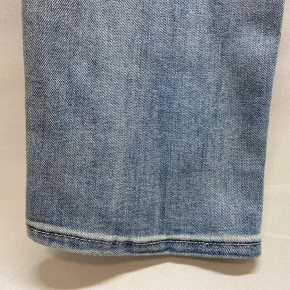Levi's Strauss Jeans Women's 26 Light Blue Fade Levi Mid Rise Slim Cuff Denim GC